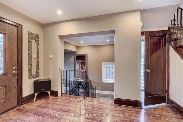 62 Willingdon Blvd, House detached with 3 bedrooms, 3 bathrooms and 3 parking in Toronto ON | Image 36
