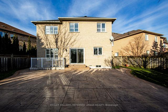 6756 Kazoo Crt, House detached with 4 bedrooms, 4 bathrooms and 6 parking in Mississauga ON | Image 35