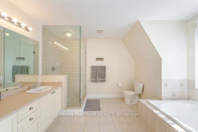 4329 Bloor St W, Townhouse with 3 bedrooms, 4 bathrooms and 3 parking in Toronto ON | Image 25