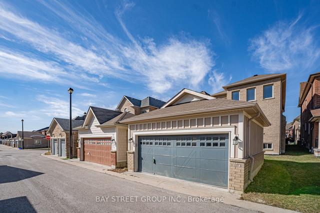 227 Paradelle Dr, House detached with 4 bedrooms, 3 bathrooms and 2 parking in Richmond Hill ON | Image 22