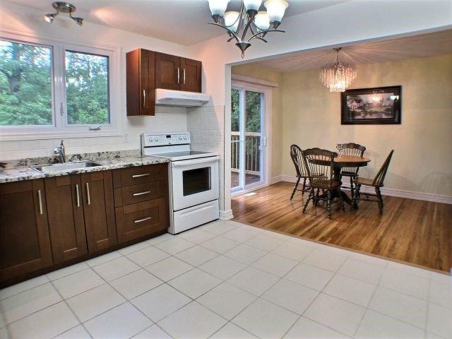28 Aero Dr, House detached with 4 bedrooms, 3 bathrooms and 6 parking in Ottawa ON | Image 7
