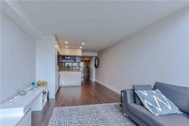 820 - 111 St Clair Ave W, Condo with 1 bedrooms, 2 bathrooms and 1 parking in Toronto ON | Image 5