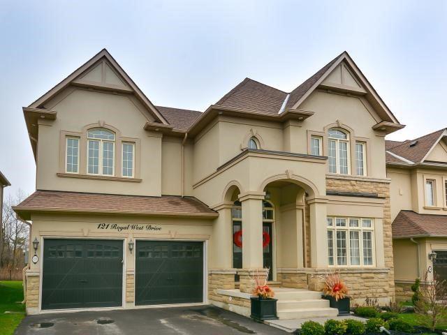 121 Royal West Dr, House detached with 4 bedrooms, 5 bathrooms and 4 parking in Brampton ON | Image 1