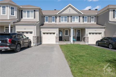 577 Barrick Hill Road, Townhouse with 3 bedrooms, 3 bathrooms and 3 parking in Ottawa ON | Card Image