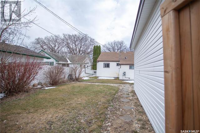 429 1st Street E, House detached with 3 bedrooms, 2 bathrooms and null parking in Saskatoon SK | Image 24