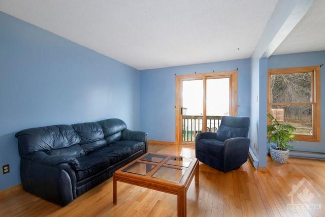 218 - 825 Cahill Drive, Townhouse with 3 bedrooms, 2 bathrooms and 1 parking in Ottawa ON | Image 10