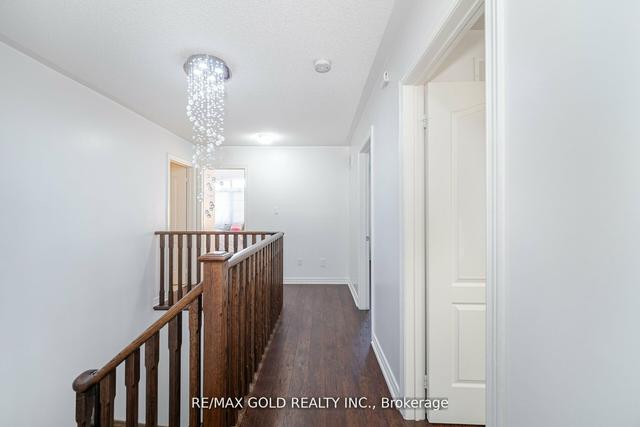 12 Ridgehaven Crt, House detached with 4 bedrooms, 5 bathrooms and 6 parking in Brampton ON | Image 10