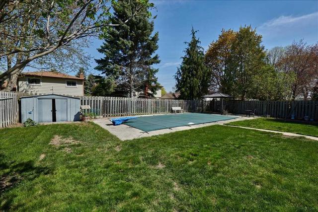 204 Little Ave, House detached with 3 bedrooms, 2 bathrooms and 4 parking in Barrie ON | Image 16