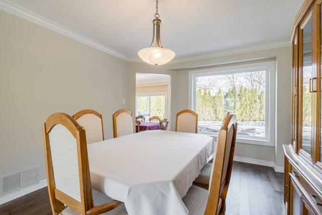 2016 Trailwood Crt, House detached with 4 bedrooms, 3 bathrooms and 6 parking in Pickering ON | Image 2