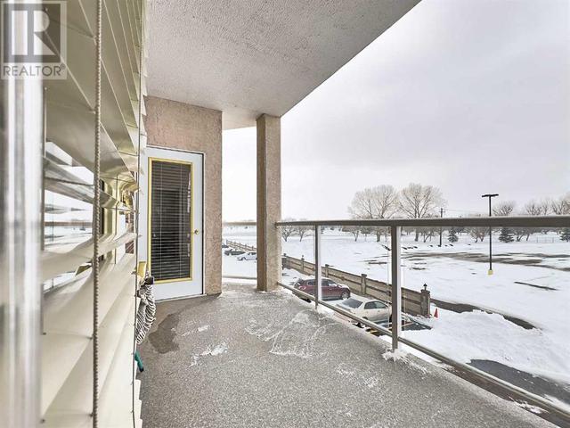 229, - 1182 Southview Drive Se, Condo with 2 bedrooms, 2 bathrooms and 1 parking in Medicine Hat AB | Image 36