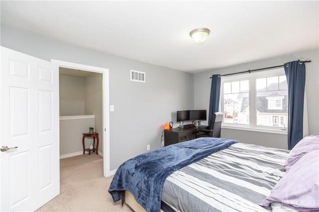 2315 Blue Aster Street, Townhouse with 2 bedrooms, 2 bathrooms and 3 parking in Ottawa ON | Image 18