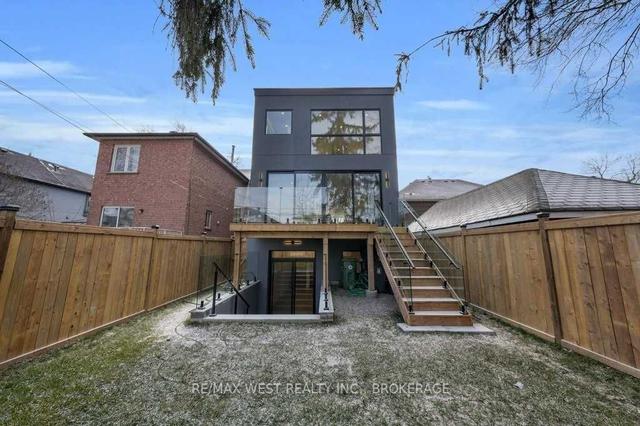100 Lake Cres N, House detached with 4 bedrooms, 4 bathrooms and 3 parking in Toronto ON | Image 33