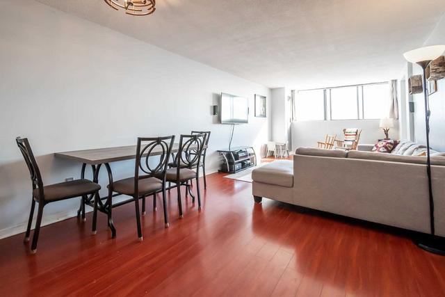 1101 - 10 Tapscott Rd, Condo with 2 bedrooms, 2 bathrooms and 1 parking in Toronto ON | Image 11