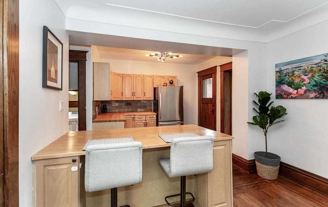 77 Rosslyn Ave S, House detached with 4 bedrooms, 2 bathrooms and 4 parking in Hamilton ON | Image 4