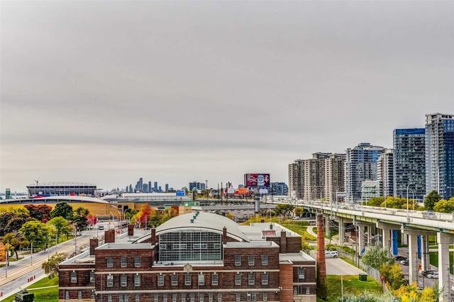 1016 - 231 Fort York Blvd, Condo with 1 bedrooms, 1 bathrooms and 0 parking in Toronto ON | Image 9