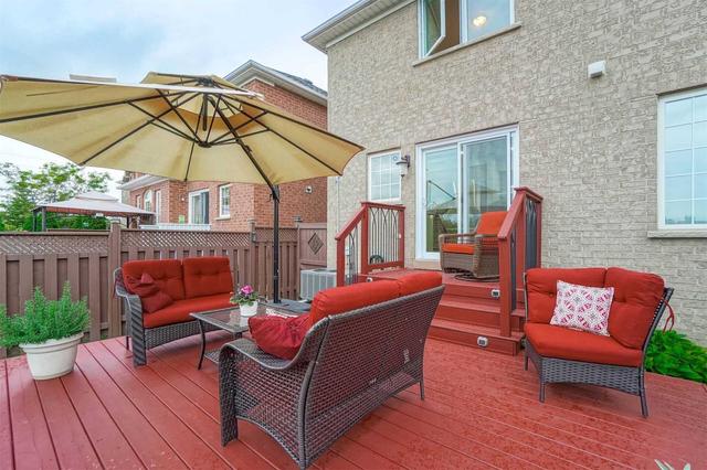 34 Brambirch Cres, House detached with 3 bedrooms, 3 bathrooms and 4 parking in Brampton ON | Image 24