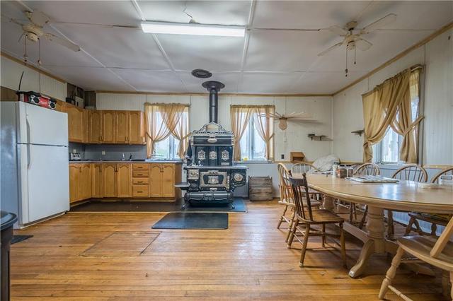 725 Peplinski Homestead Road, House detached with 5 bedrooms, 2 bathrooms and 10 parking in Madawaska Valley ON | Image 13