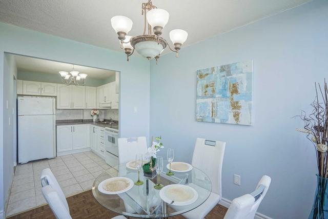 809 - 530 Lolita Gdns, Condo with 3 bedrooms, 1 bathrooms and 1 parking in Mississauga ON | Image 8