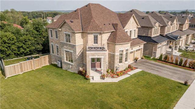 7 Barrow Ave, House detached with 5 bedrooms, 6 bathrooms and 4 parking in Bradford West Gwillimbury ON | Image 1
