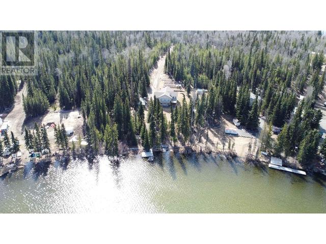 6399 Moose Point Drive, House detached with 4 bedrooms, 3 bathrooms and null parking in Cariboo L BC | Image 3