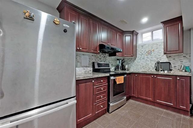 18 Rainbrook Clse, House detached with 5 bedrooms, 6 bathrooms and 7 parking in Brampton ON | Image 25
