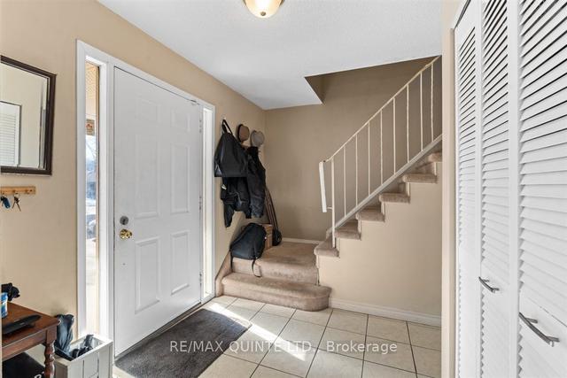 27 Morris Dr, House detached with 3 bedrooms, 4 bathrooms and 5 parking in Belleville ON | Image 30