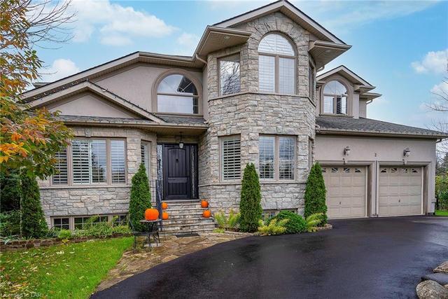 2 Juniper Court, House detached with 5 bedrooms, 4 bathrooms and 7 parking in Collingwood ON | Image 1
