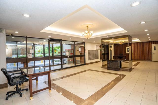 1907 - 50 Elm Dr E, Condo with 3 bedrooms, 2 bathrooms and 2 parking in Mississauga ON | Image 23