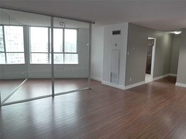 2205 - 3700 Kaneff Cres, Condo with 1 bedrooms, 1 bathrooms and 1 parking in Mississauga ON | Image 20
