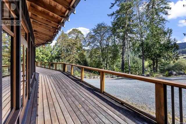 5880 Genoa Bay Rd, House detached with 3 bedrooms, 3 bathrooms and 2 parking in North Cowichan BC | Image 35