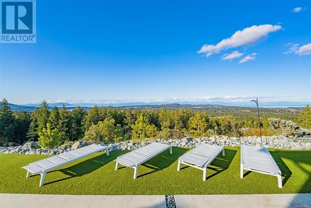 3230 Ferguson Rd, House detached with 4 bedrooms, 3 bathrooms and 3 parking in Nanaimo C BC | Image 56