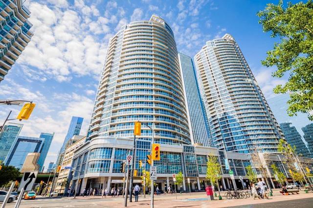 503 - 208 Queens Quay W, Condo with 2 bedrooms, 2 bathrooms and 1 parking in Toronto ON | Image 36