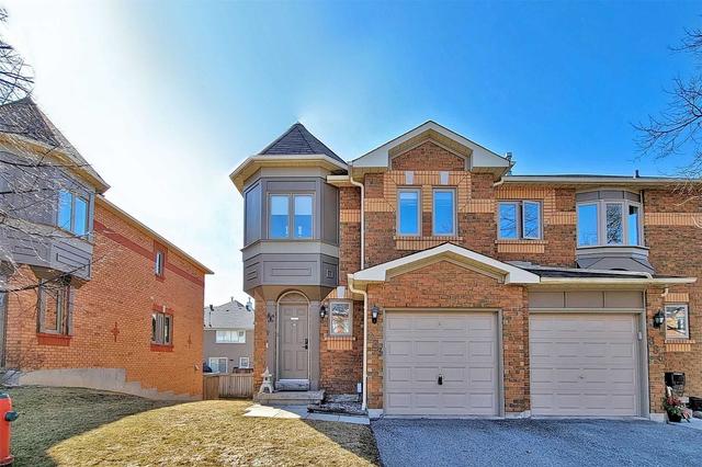 9 - 883 Caribou Valley Circ, Townhouse with 4 bedrooms, 3 bathrooms and 2 parking in Newmarket ON | Image 1