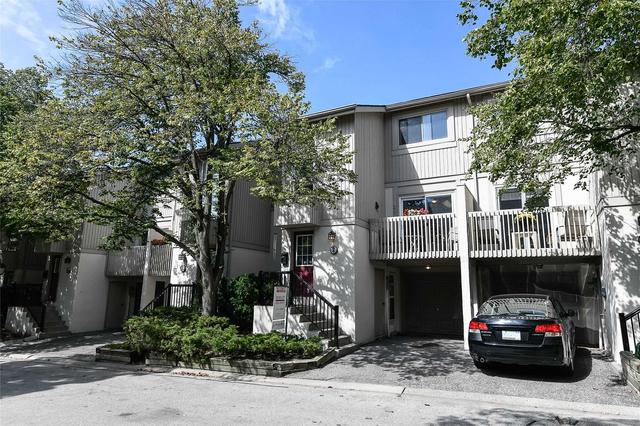 4 Tyson Shepway, Townhouse with 3 bedrooms, 2 bathrooms and 2 parking in Toronto ON | Image 1