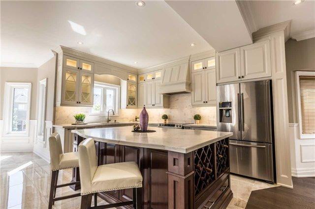 81 Silver Rose Cres, House detached with 4 bedrooms, 6 bathrooms and 6 parking in Markham ON | Image 5