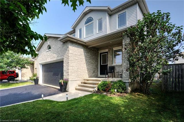 1338 Grace Avenue, House detached with 3 bedrooms, 3 bathrooms and 4 parking in Kingston ON | Image 12