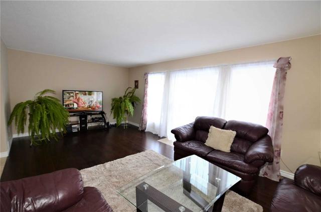 20 Clythe Creek Dr, House detached with 3 bedrooms, 2 bathrooms and 3 parking in Guelph ON | Image 24