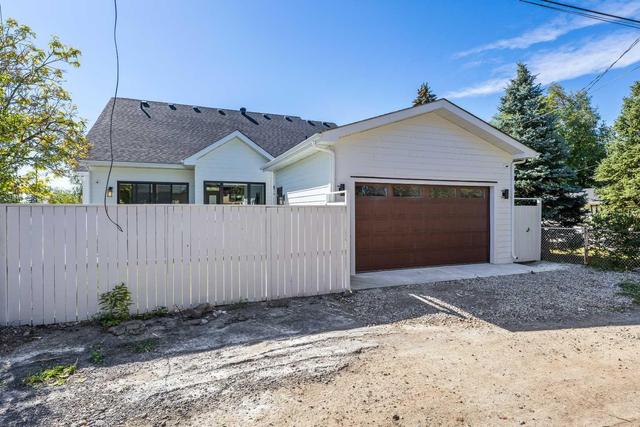 45 Mayfair Road Sw, House detached with 5 bedrooms, 3 bathrooms and 3 parking in Calgary AB | Image 44