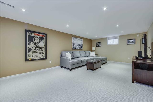 50 Ionview Rd, House detached with 3 bedrooms, 3 bathrooms and 3 parking in Toronto ON | Image 18