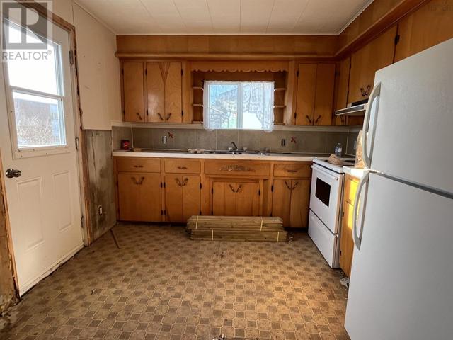 95 Pleasant Street, House other with 0 bedrooms, 0 bathrooms and null parking in Stellarton NS | Image 3