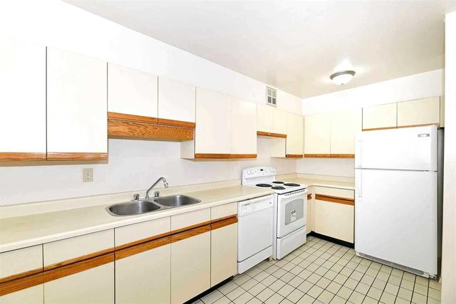 1506 - 45 Carlton St, Condo with 2 bedrooms, 2 bathrooms and 1 parking in Toronto ON | Image 19