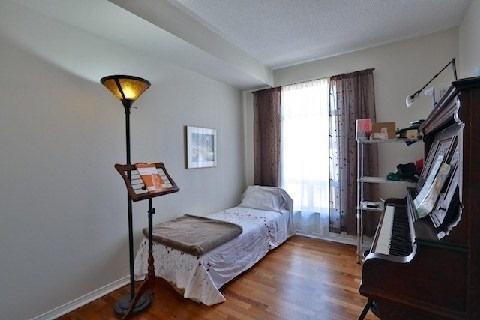 1003 - 99 Hayden St, Condo with 2 bedrooms, 1 bathrooms and 1 parking in Toronto ON | Image 9