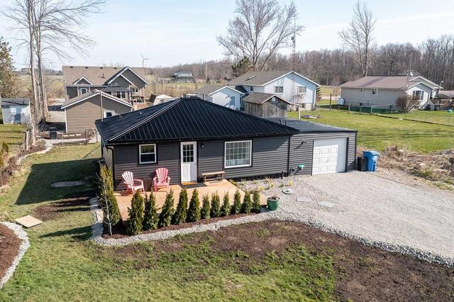 3262 Lakeshore Rd, House detached with 6 bedrooms, 3 bathrooms and 6 parking in Haldimand County ON | Image 18