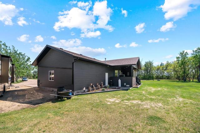 46458 Range Road 195, House detached with 4 bedrooms, 3 bathrooms and 6 parking in Camrose County AB | Image 41