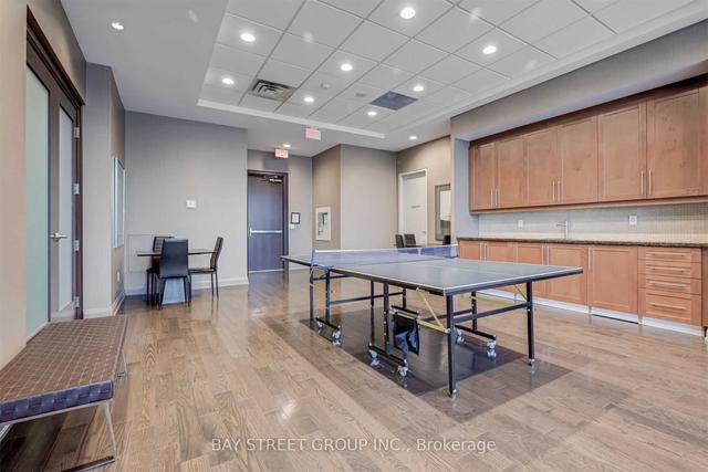 1001 - 5793 Yonge St, Condo with 2 bedrooms, 1 bathrooms and 1 parking in Toronto ON | Image 8