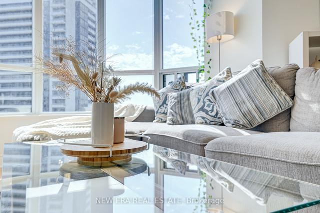 1102 - 5 Northtown Way, Condo with 2 bedrooms, 2 bathrooms and 1 parking in Toronto ON | Image 35