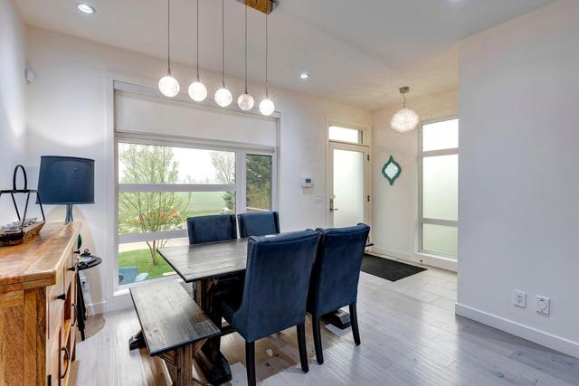 5026 22 Street Sw, Home with 4 bedrooms, 3 bathrooms and 2 parking in Calgary AB | Image 2