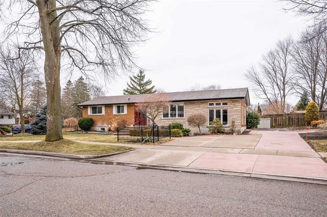 176 Indian Rd, House detached with 3 bedrooms, 2 bathrooms and 4 parking in Kitchener ON | Image 1