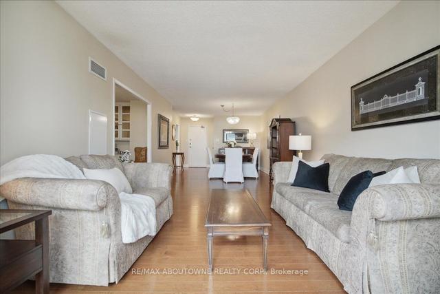 1810 - 812 Burnhamthorpe Rd, Condo with 2 bedrooms, 2 bathrooms and 2 parking in Toronto ON | Image 37