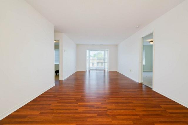 302 - 1387 Bayview Ave, Condo with 2 bedrooms, 2 bathrooms and 1 parking in Toronto ON | Image 2